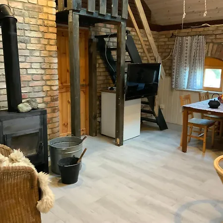 Dworek Swidwie, Gorny & Harcowka ファームステイ *