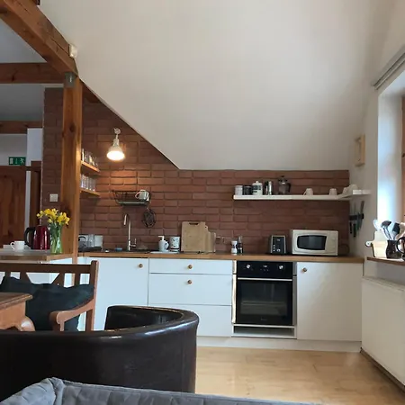 Dworek Swidwie, Gorny & Harcowka *