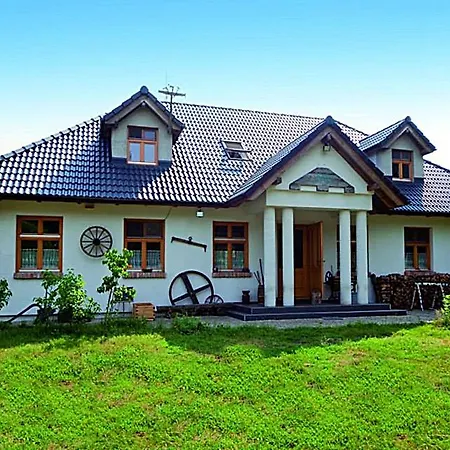 Dworek Swidwie, Gorny & Harcowka ファームステイ *