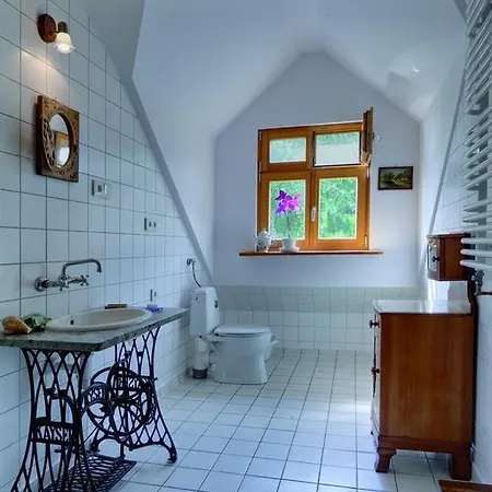 ファームステイ Dworek Swidwie, Gorny & Harcowka Tanowo